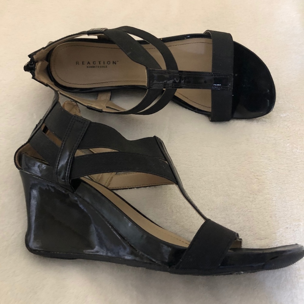 Kenneth Cole Reaction Wedges
